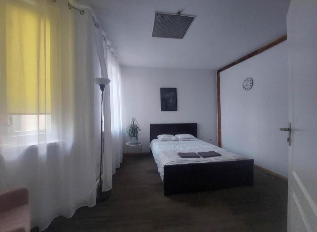 Centrum Artlwowska Warschau Buitenkant foto